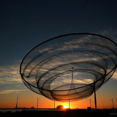 Host Wise - Amazing Comfy Flat With Balcony Apartament *