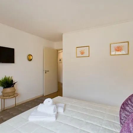 Host Wise - Amazing Comfy Flat With Balcony Matosinhos (Porto)