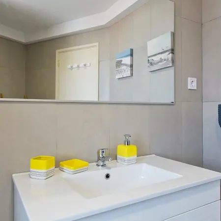 Host Wise - Amazing Comfy Flat With Balcony Apartament Matosinhos (Porto)