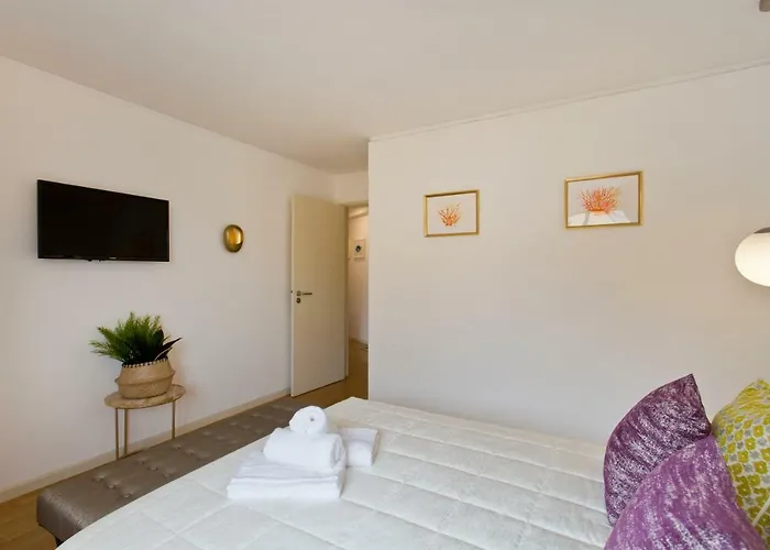 Host Wise - Amazing Comfy Flat With Balcony Matosinhos (Porto)