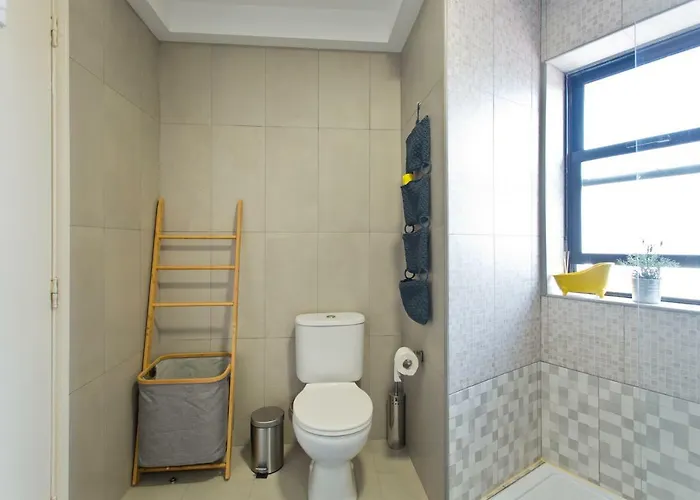 Apartamento Host Wise - Amazing Comfy Flat With Balcony *